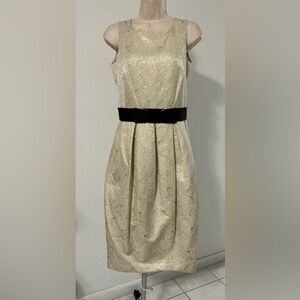 EUC CH Carolina Herrera Floral Embossed Jacquard Belted Knee Length Dress 4